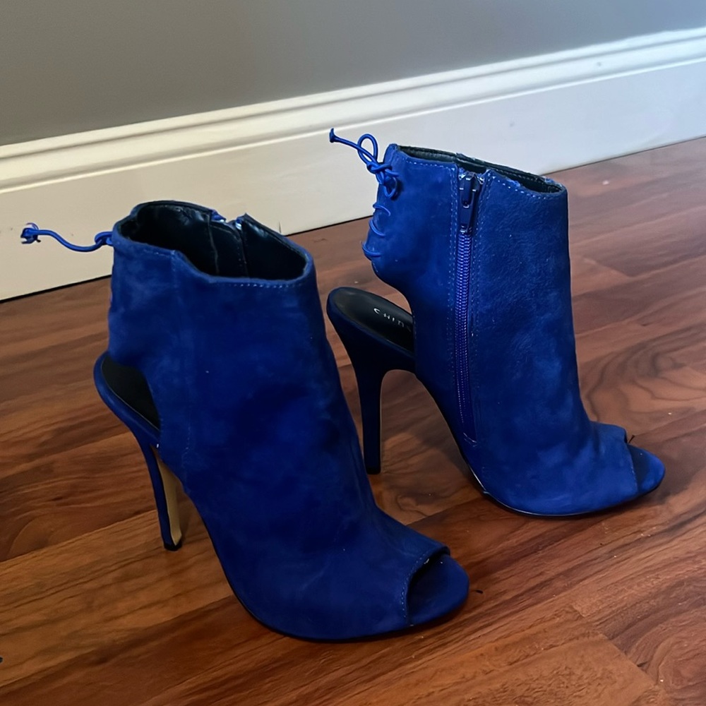 [WORN 1X] Chinese Laundry Heels in Jewel Tone Blue. Size 6.5